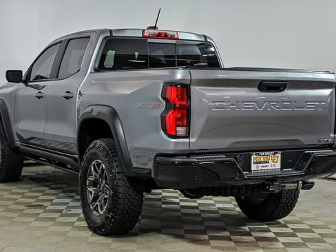 Used 2023 Chevrolet Colorado ZR2 w/ ZR2 Convenience Package III AWD/4WD image 6