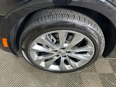 Used 2023 Buick Envision Avenir AWD/4WD image 11