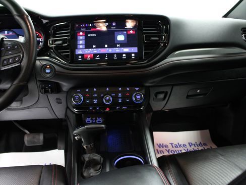 Used 2025 Dodge Durango R/T image 19