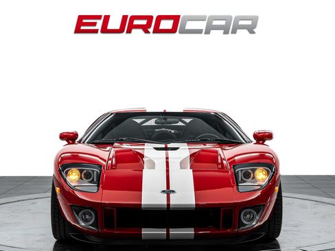 Used 2005 Ford GT RWD image 8