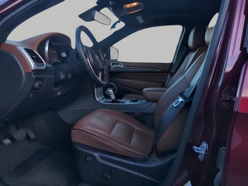 Used 2019 Jeep Grand Cherokee Summit image 9