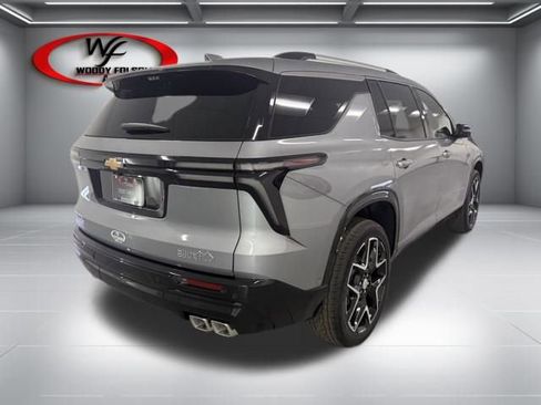 New 2026 Chevrolet Traverse High Country w/ LPO, Floor Liner Package FWD image 6