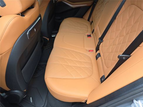 Used 2026 BMW X5 xDrive50e AWD/4WD image 15