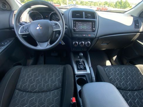 Used 2024 Mitsubishi Outlander Sport AWD image 16