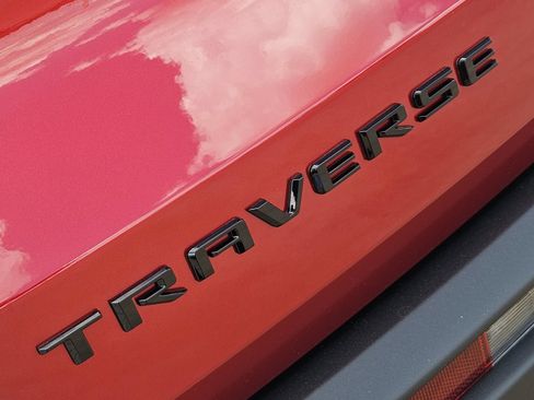 New 2027 Chevrolet Traverse LT w/ Midnight/Sport Edition FWD image 13