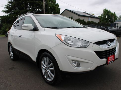 Used 2013 Hyundai Tucson Limited image 7