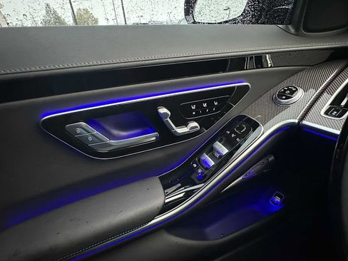 Used 2024 Mercedes-Benz S 500 S 500 image 33