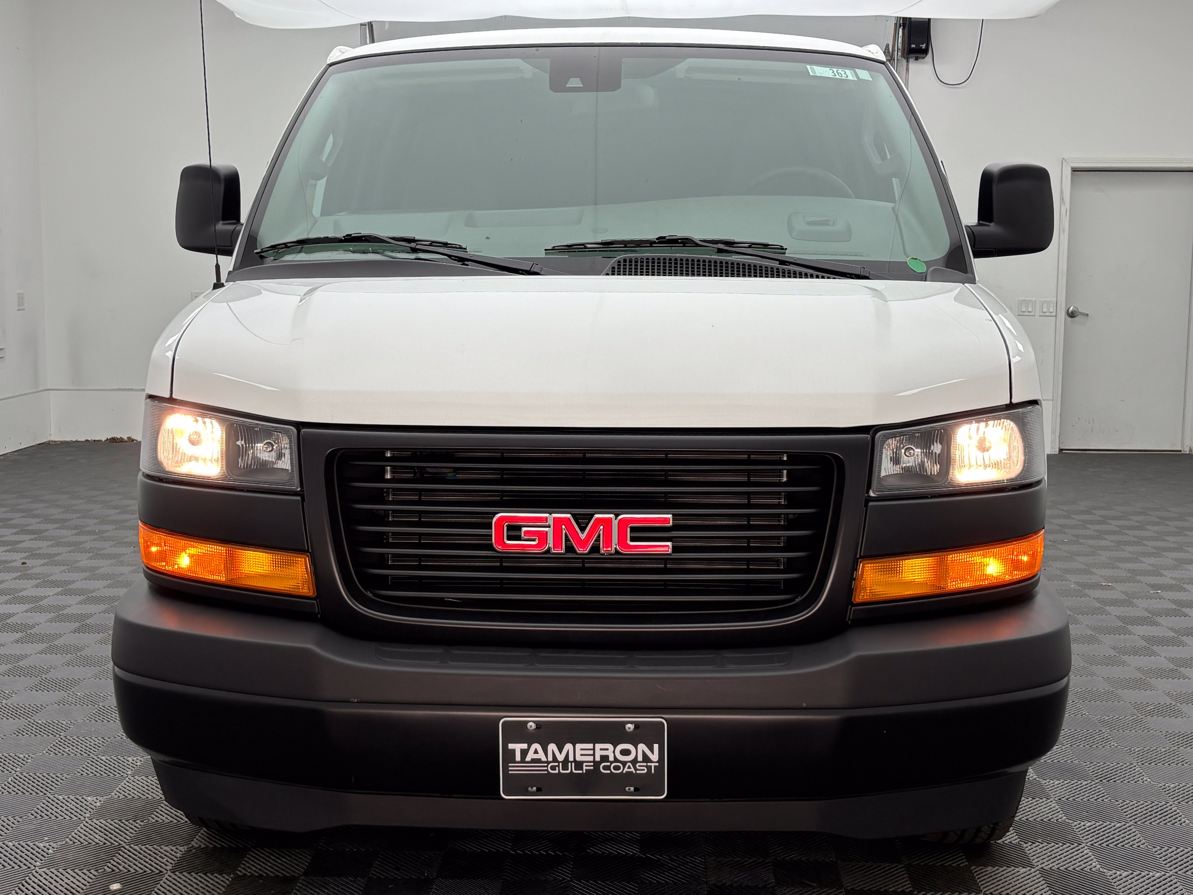New 2026 GMC Savana 2500 w/ Driver Convenience Package RWD image 10