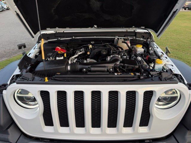 Used 2022 Jeep Wrangler Unlimited Sport AWD/4WD image 30
