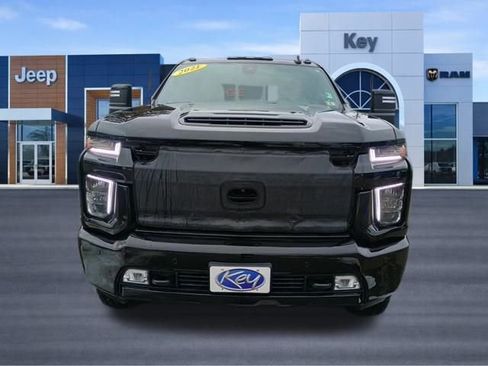 Used 2021 Chevrolet Silverado 2500 LTZ w/ LTZ Plus Package image 9