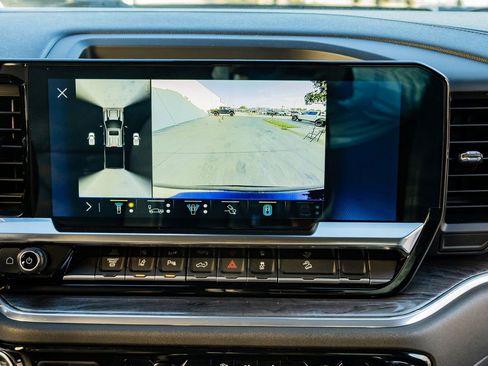 Used 2024 Chevrolet Silverado 2500 LTZ w/ LTZ Plus Package image 26