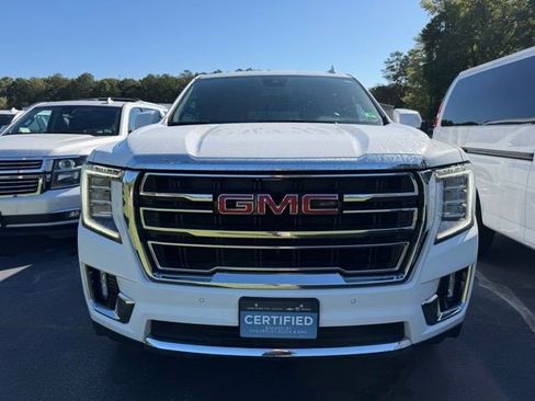 Certified 2024 GMC Yukon XL SLT AWD/4WD image 2