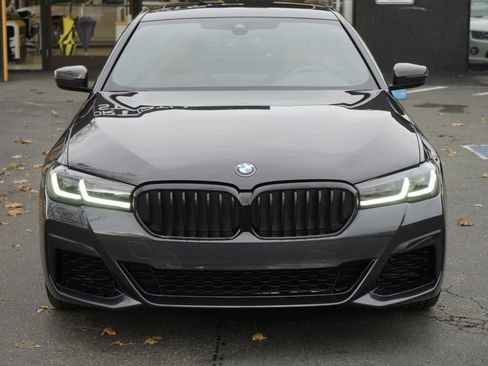 Used 2023 BMW 540i w/ M Sport Package image 4