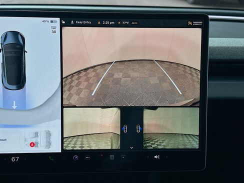 Used 2024 Tesla Model 3 image 19