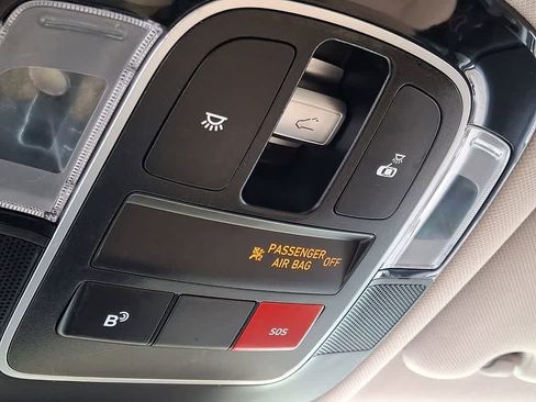 Used 2025 Hyundai Sonata Limited image 27