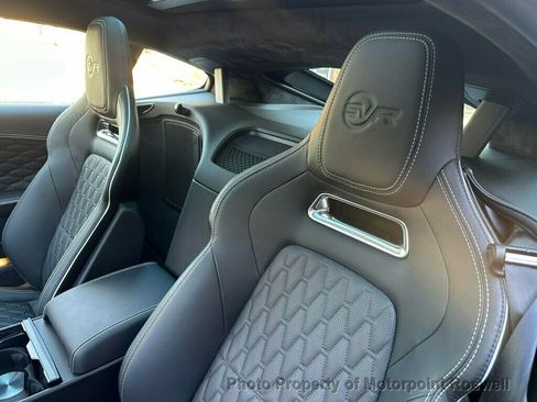 Used 2019 Jaguar F-TYPE SVR image 16