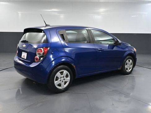 Used 2013 Chevrolet Sonic LS FWD image 4