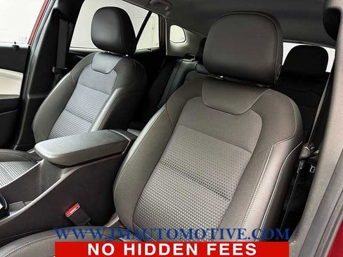 Used 2024 Chevrolet Trax LT w/ Driver Confidence Package image 13