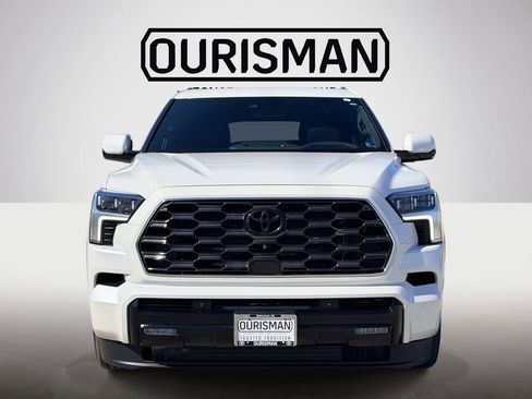 Used 2025 Toyota Sequoia Platinum image 25