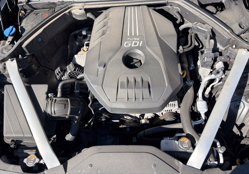 Used 2023 Genesis G70 2.0T w/ Sport Prestige Package AWD/4WD image 8