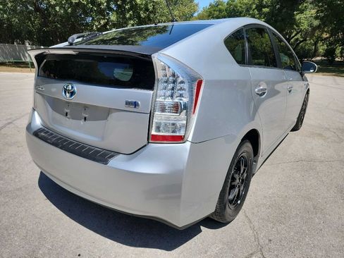 Used 2012 Toyota Prius Two FWD image 8