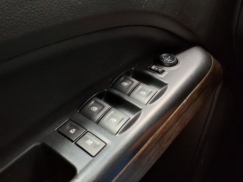 Used 2019 GMC Canyon Denali RWD image 30