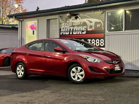 Used 2016 Hyundai Elantra SE FWD image 2