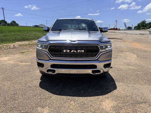 Used 2019 RAM 1500 Limited w/ Advanced Safety Group RWD image 8