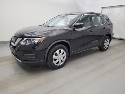 Used 2019 Nissan Rogue S AWD/4WD image 2