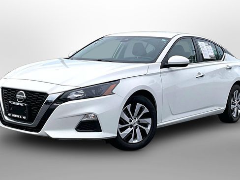 Used 2022 Nissan Altima 2.5 S FWD image 13