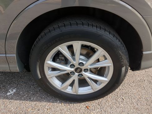 New 2025 Audi Q3 2.0T Premium image 32