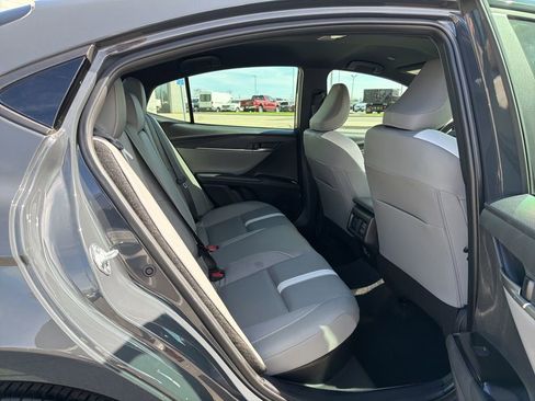Used 2025 Toyota Camry SE image 17