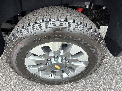 New 2026 Chevrolet Silverado 2500 LT w/ All Star Edition AWD/4WD image 12