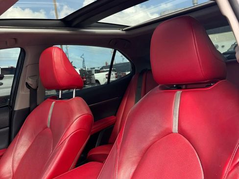 Used 2020 Toyota Camry XSE image 14