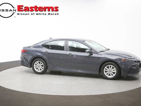 Used 2025 Toyota Camry LE FWD image 47