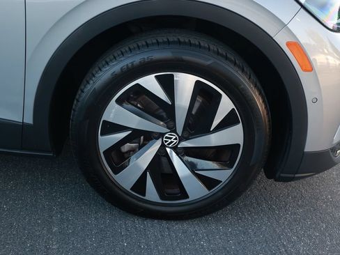 Used 2023 Volkswagen ID.4 Pro RWD image 8