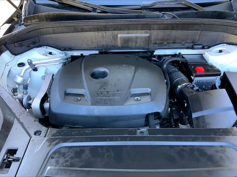 Used 2021 Volvo XC90 T6 Momentum w/ Advanced Package image 29