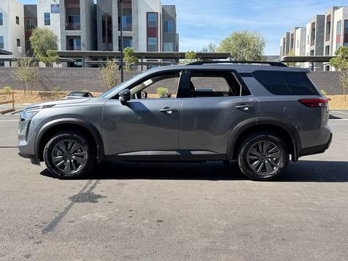 New 2026 Nissan Pathfinder SV image 2