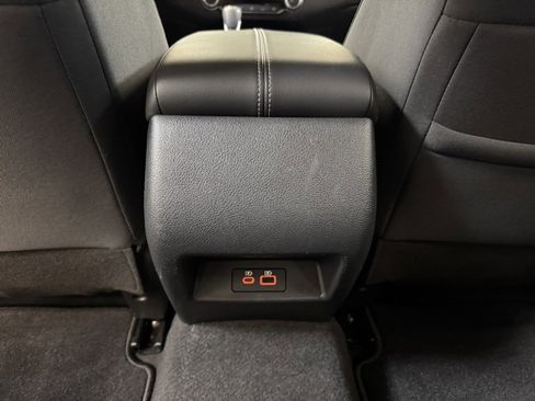 Used 2023 Nissan Altima 2.5 SV image 16