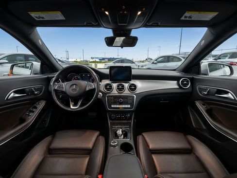 Used 2019 Mercedes-Benz CLA 250 image 15