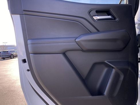 New 2026 GMC Canyon Elevation w/ LPO, Black Badging Package image 33