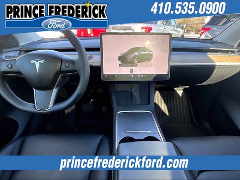 Used 2024 Tesla Model Y 2WD image 14