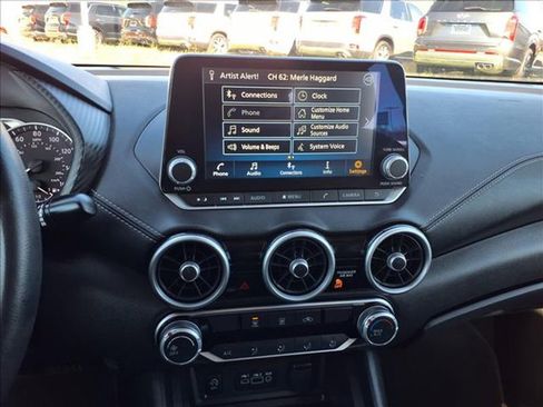 Used 2024 Nissan Sentra SV image 15