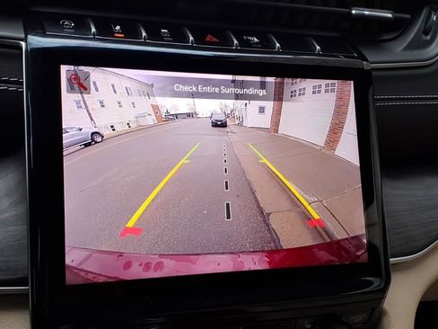 Used 2023 Jeep Grand Cherokee L Limited w/ Trailer Tow Group (B) image 14