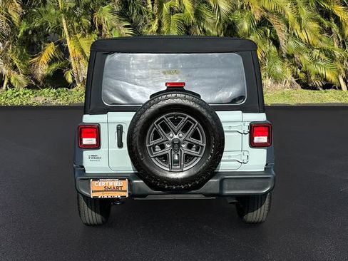 Used 2024 Jeep Wrangler Unlimited Sport AWD/4WD image 7
