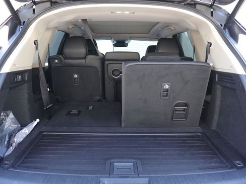 Used 2024 Acura MDX FWD image 16