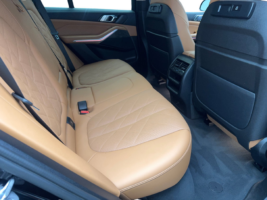Used 2023 BMW X5 xDrive45e w/ M Sport Package AWD/4WD image 42