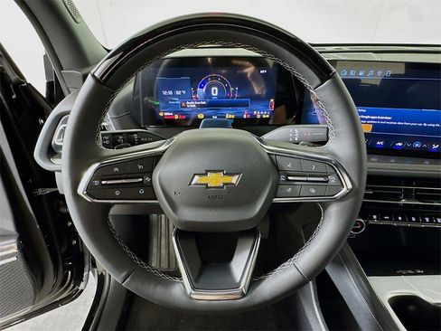 New 2026 Chevrolet Traverse LT w/ Enhanced Driving Package image 6