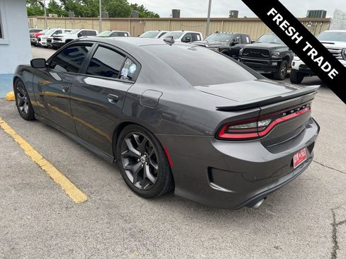 Used 2019 Dodge Charger R/T w/ Driver Confidence Group RWD image 4