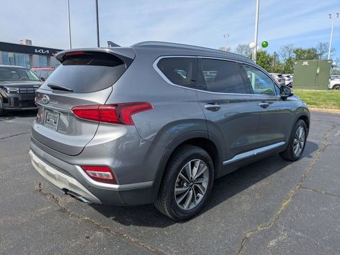 Used 2019 Hyundai Santa Fe Limited FWD image 4